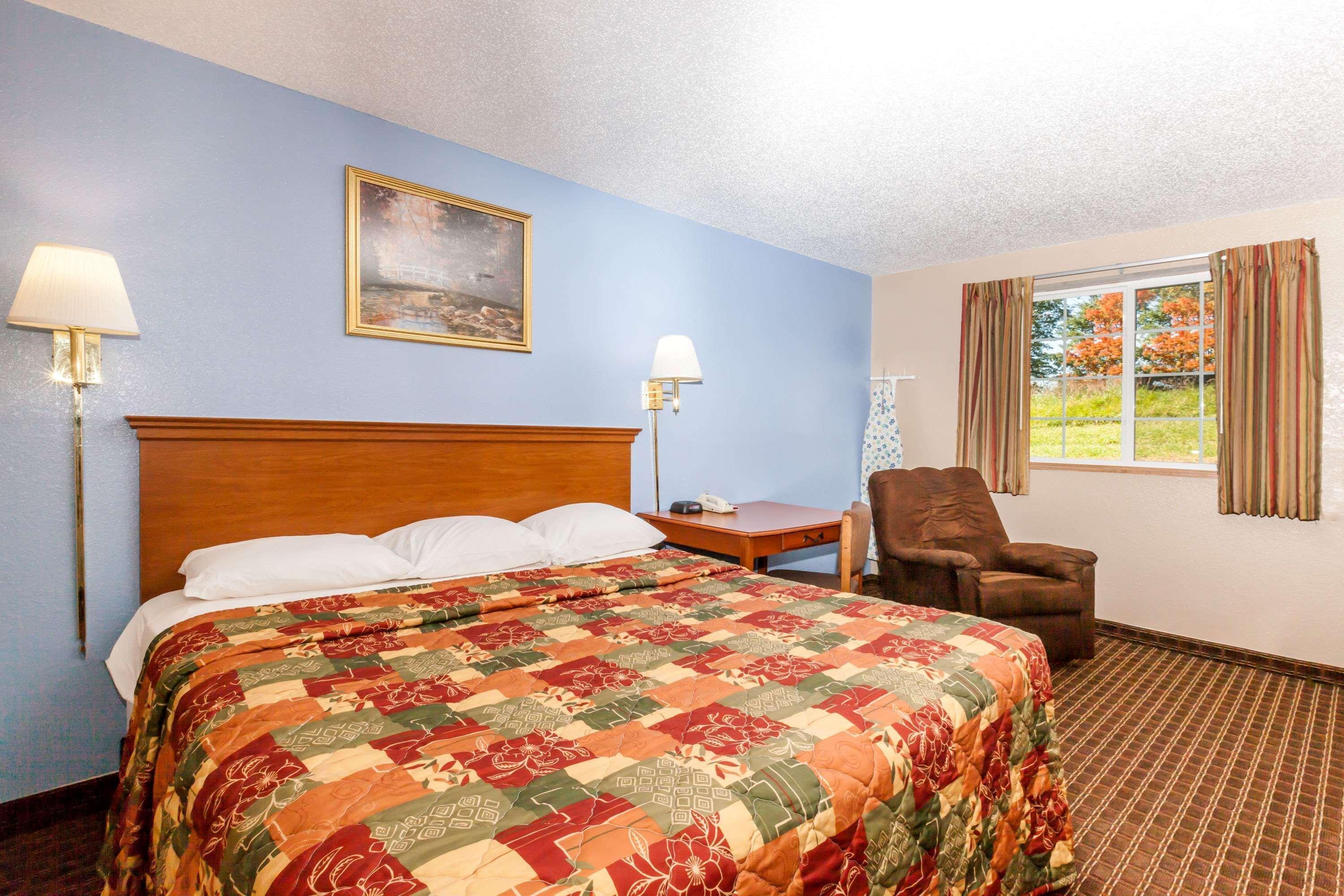 ซูเปอร์ 8 บาย วินด์แฮม จอห์นส์ทาวน์ Hotel Johnstown ภายนอก รูปภาพ