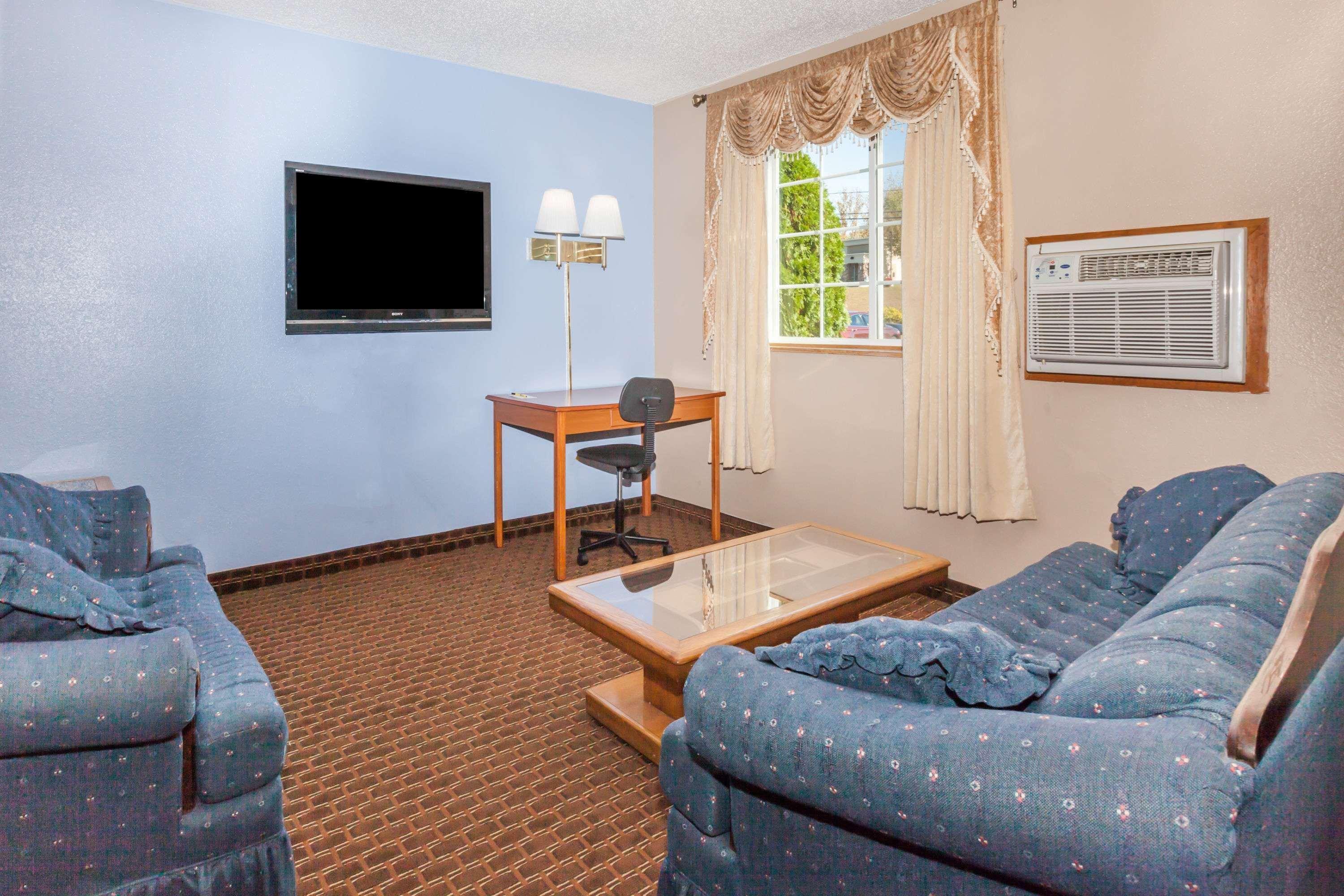 ซูเปอร์ 8 บาย วินด์แฮม จอห์นส์ทาวน์ Hotel Johnstown ภายนอก รูปภาพ