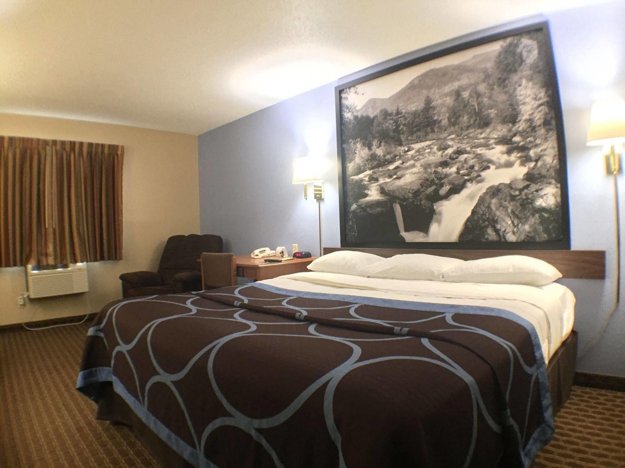 ซูเปอร์ 8 บาย วินด์แฮม จอห์นส์ทาวน์ Hotel Johnstown ภายนอก รูปภาพ