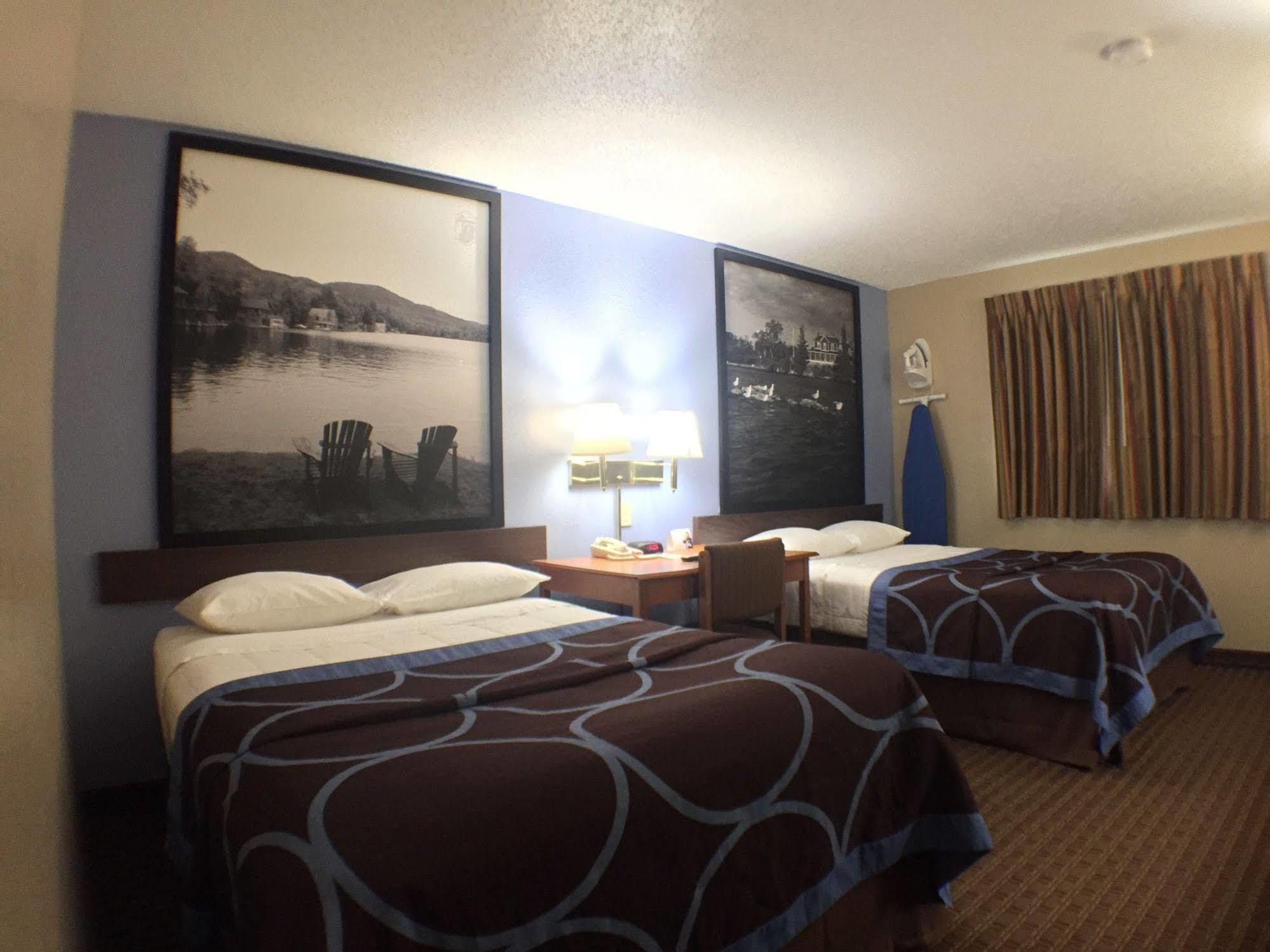 ซูเปอร์ 8 บาย วินด์แฮม จอห์นส์ทาวน์ Hotel Johnstown ภายนอก รูปภาพ